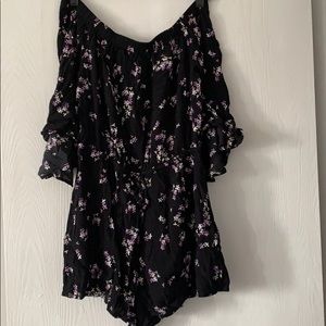 5/$25 Express floral romper